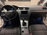 Second-hand VW Golf VII R-line 110 CP (80 kW) 2015 Alb Hatchback