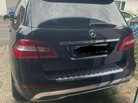 Gebraucht Mercedes ML350 258 PS (189 kW) 2012 Schwarz SUV