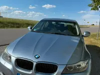 Gebraucht BMW 320 170 PS (125 kW) 2010 Blau Limousine