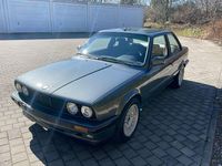 Gebraucht BMW 318 112 PS (82 kW) 1988 Grau Coupé