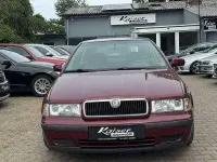 Gebraucht Skoda Octavia Sport 116 PS (85 kW) 1999 Rot Limousine