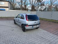 Gebraucht Opel Corsa 75 PS (55 kW) 2001 Silber Kleinwagen