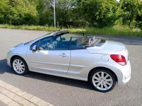Gebraucht Peugeot 207 CC Allure 120 PS (88 kW) 2012 Silber Cabrio