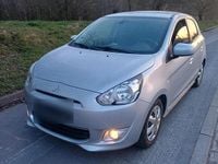 Gebraucht Mitsubishi Space Star 80 PS (58 kW) 2014 Silber Van / Kleinbus