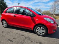 Gebraucht Toyota Yaris 69 PS (50 kW) 2009 Rot Kleinwagen