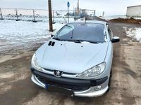Gebraucht Peugeot 206 CC 109 PS (80 kW) 2003 Silber Cabrio