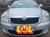 Gebraucht Skoda Octavia Family 122 PS (89 kW) 2012 Silber Limousine