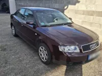 Gebraucht Audi A4 130 PS (95 kW) 2001 Rot Limousine