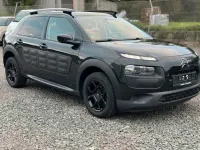 Gebraucht Citroën C4 Cactus 86 PS (63 kW) 2015 Schwarz Kleinwagen