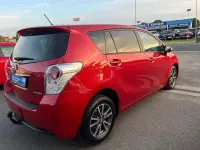 Gebraucht Toyota Verso Edition 111 PS (81 kW) 2014 Rot Van / Kleinbus