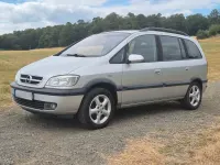 Gebraucht Opel Zafira Elegance 125 PS (91 kW) 2003 Silber Van / Kleinbus