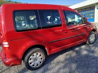 Gebraucht VW Caddy Trendline 102 PS (75 kW) 2013 Rot Van / Kleinbus