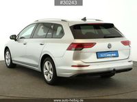 Gebraucht VW Golf VIII Life 150 PS (110 kW) 2024 Reflexsilber metallic Kombi