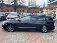 Gebraucht Ford Focus ST-Line X 155 PS (114 kW) 2024 Schwarz Kombi