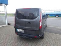Gebraucht Ford Transit Custom Trend 131 PS (96 kW) 2019 Magneticgrau (metallic) (metallic) Kombi