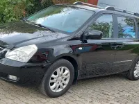 Gebraucht Kia Carnival 185 PS (136 kW) 2008 Schwarz Van / Kleinbus