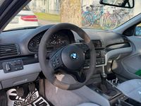 Gebraucht BMW 325 Basis 192 PS (141 kW) 2002 Blau Limousine