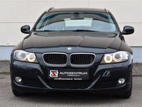 Gebraucht BMW 320 Performance 184 PS (135 kW) 2011 Schwarz Kombi