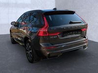 Gebraucht Volvo XC60 Plus 197 PS (144 kW) 2024 Platinum grey / (metallic) SUV