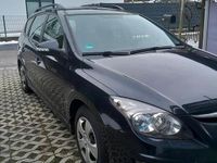 Gebraucht Hyundai i30 90 PS (66 kW) 2011 Schwarz Kombi