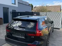 Gebraucht Volvo V60 Inscription 150 PS (110 kW) 2020 Schwarz Kombi