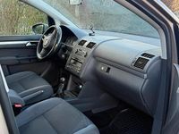 Gebraucht VW Touran 105 PS (77 kW) 2012 Gold Van / Kleinbus