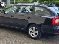 Gebraucht Skoda Octavia Ambiente 122 PS (89 kW) 2011 Schwarz Kombi