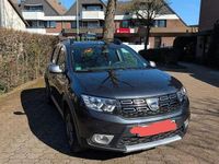 Gebraucht Dacia Sandero Prestige 90 PS (66 kW) 2017 Grau Kleinwagen