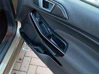 Gebraucht Ford Fiesta Titanium 125 PS (91 kW) 2014 Braun Kleinwagen
