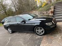 Gebraucht Mercedes E220 194 PS (142 kW) 2018 Schwarz Kombi