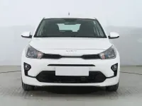Używany Kia Rio Vision 101 KM (74 kW) 2022 Biały Sedan/Limuzyna