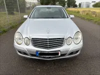 Gebraucht Mercedes E200 136 PS (100 kW) 2007 Silber Limousine