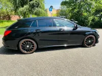 Gebraucht Mercedes CLA200 Shooting Brake 156 PS (114 kW) 2015 Schwarz Kombi