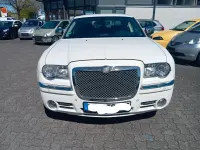 Begagnad Chrysler 300C 218 HK (160 kW) 2010 Vit Sedan