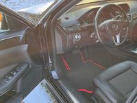 Gebraucht Mercedes E220 Avantgarde 170 PS (125 kW) 2013 Schwarz Kombi