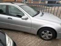 Gebraucht Mercedes 200 120 PS (88 kW) 2005 Silber Kombi