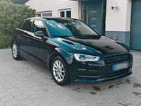 Gebraucht Audi A3 Sportback Attraction 125 PS (91 kW) 2016 Schwarz Kleinwagen