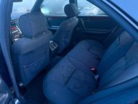 Gebraucht Mercedes E280 204 PS (150 kW) 1997 Blau Limousine