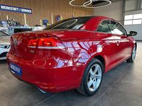 Gebraucht VW Eos 160 PS (117 kW) 2012 Rot Cabrio