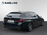 Gebraucht BMW 530 M Sport 286 PS (210 kW) 2023 Black sapphire metallic (schwarz) Kombi