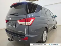 Gebraucht SsangYong Rodius Sapphire 155 PS (114 kW) 2014 Grau Van / Kleinbus