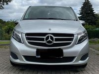 Gebraucht Mercedes V220 Edition 163 PS (119 kW) 2018 Silber Van / Kleinbus