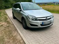 Gebraucht Opel Astra 110 PS (80 kW) 2011 Silber Kombi