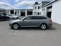Gebraucht Skoda Superb Ambition 150 PS (110 kW) 2022 Graphite grau Kombi