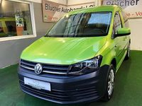 Gebraucht VW Caddy Trendline 131 PS (96 kW) 2019 Viperngruen Van / Kleinbus