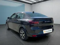 Gebraucht Dacia Logan 90 PS (66 kW) 2024 Schwarz Limousine