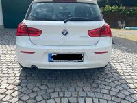 Gebraucht BMW 116 Advantage 116 PS (85 kW) 2018 Weiß Kleinwagen