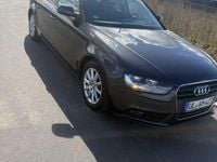 Gebraucht Audi A4 Attraction 136 PS (100 kW) 2014 Schwarz Kombi