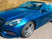 Gebraucht Mercedes E220 AMG 170 PS (125 kW) 2016 Blau Cabrio