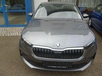 Neu Skoda Scala Selection 116 PS (85 kW) 2025 Grau Kleinwagen